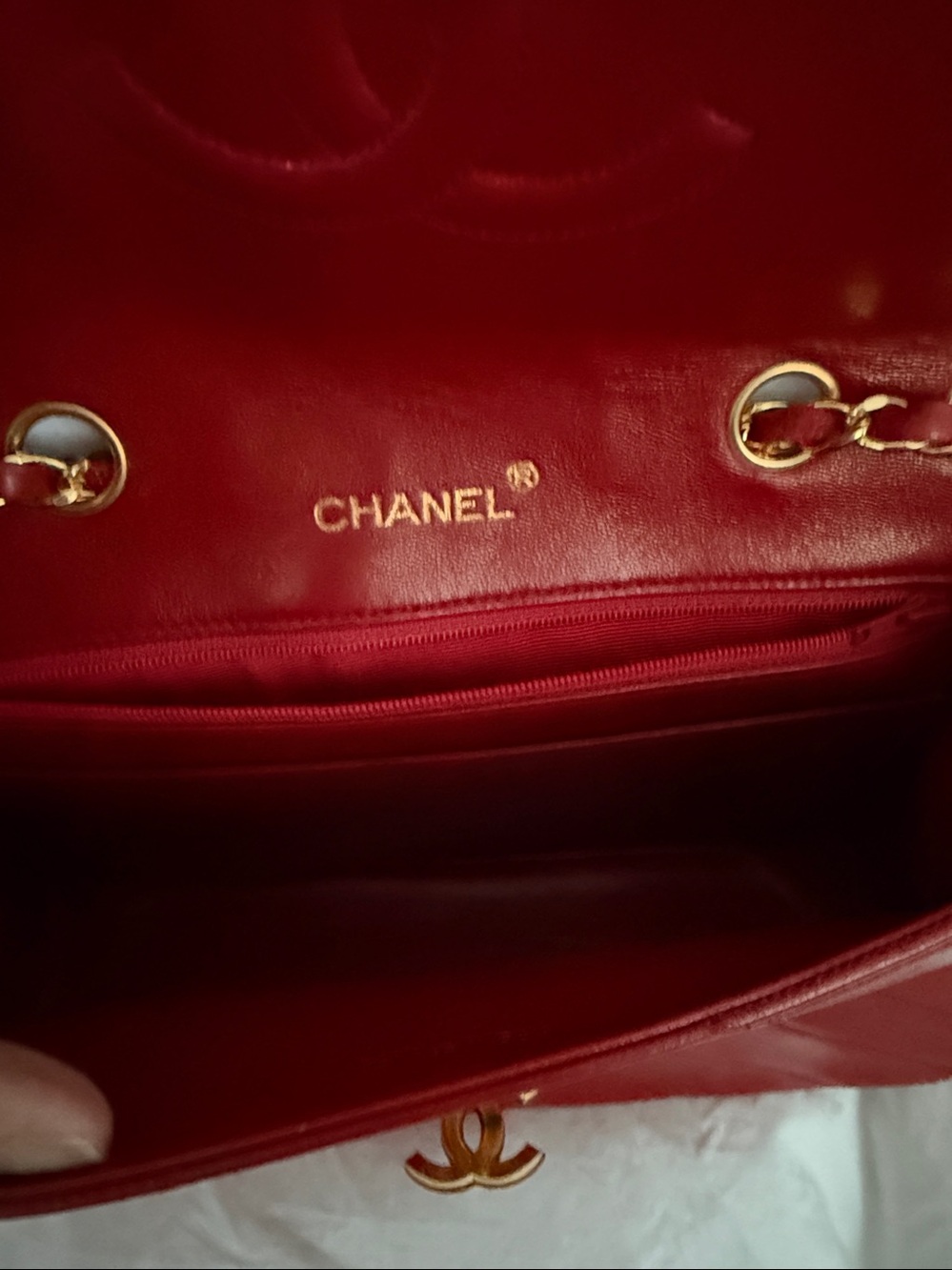 Chanel Red Lambskin Quilted Shoulder Bag - Picture 5 of 8